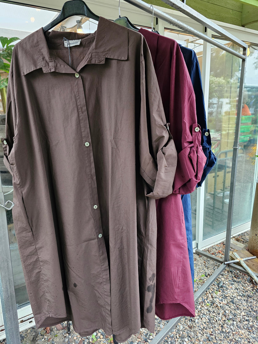 Skjorta, långskjorta Camicia