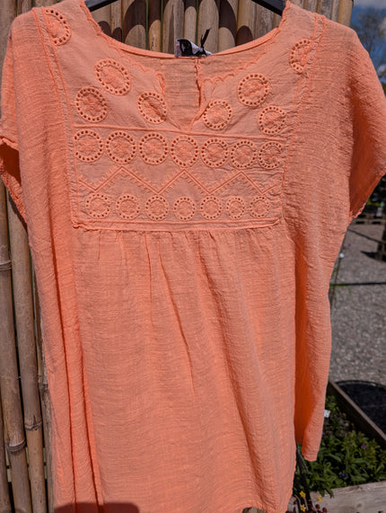 Blus med broderi, MixByHeart