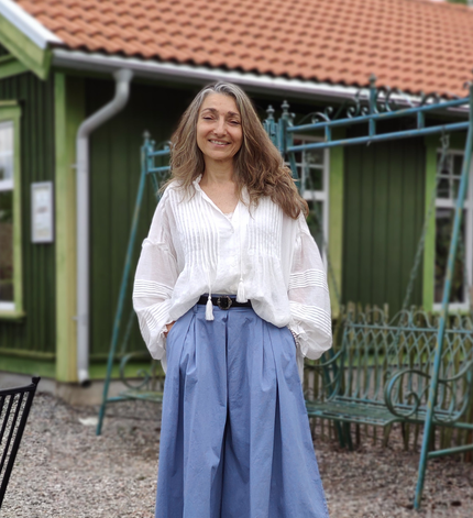 Skjortblus romantisk, Minou