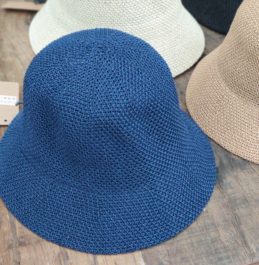 Hatt...