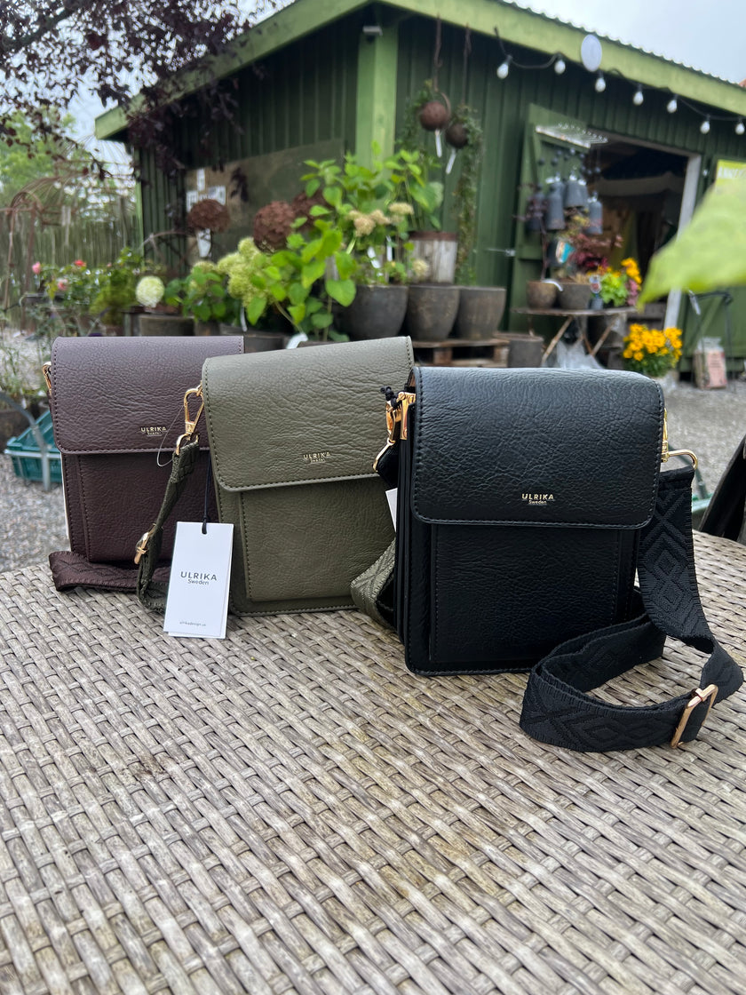 Väska, läderlook, med mönstrat band ulrika