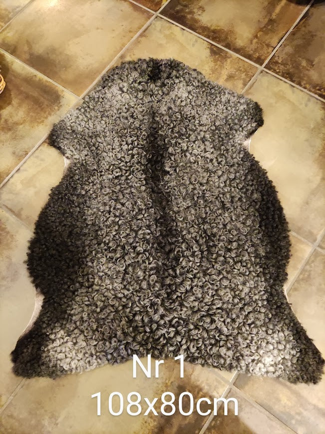 Tant Gröns egna fårskinn