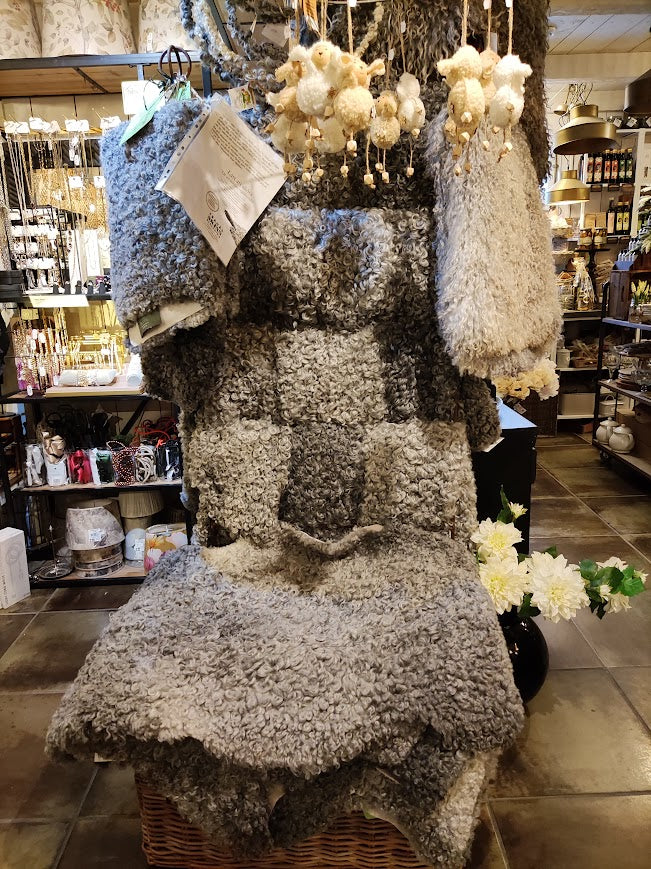 Tant Gröns egna fårskinn