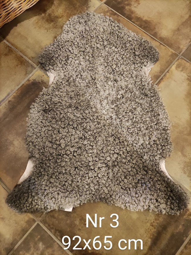 Tant Gröns egna fårskinn