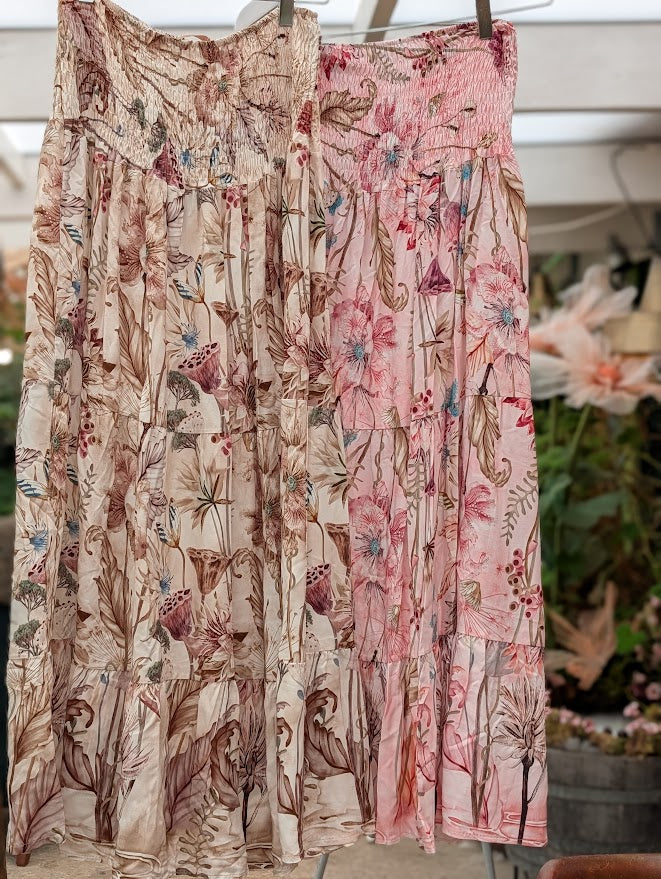 Kjol blommig, med bred smock, Marta