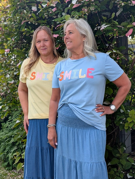 T-shirt, 'SMILE', Marta