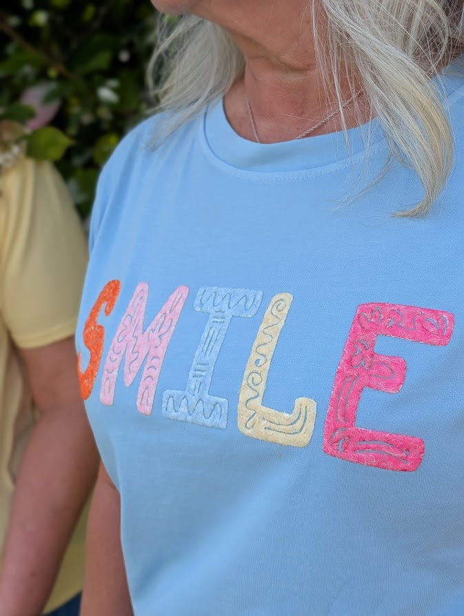 T-shirt, 'SMILE', Marta
