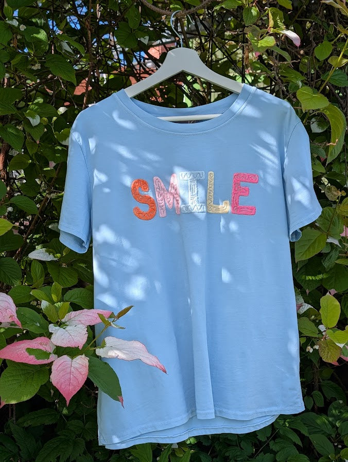 T-shirt, 'SMILE', Marta