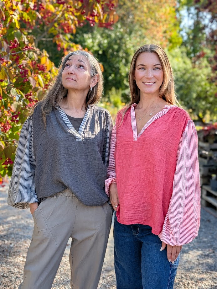 Blus med kontrastärmar, Not Sisters