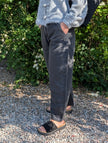 Jeans med avslappnad barrelform, Not Sisters