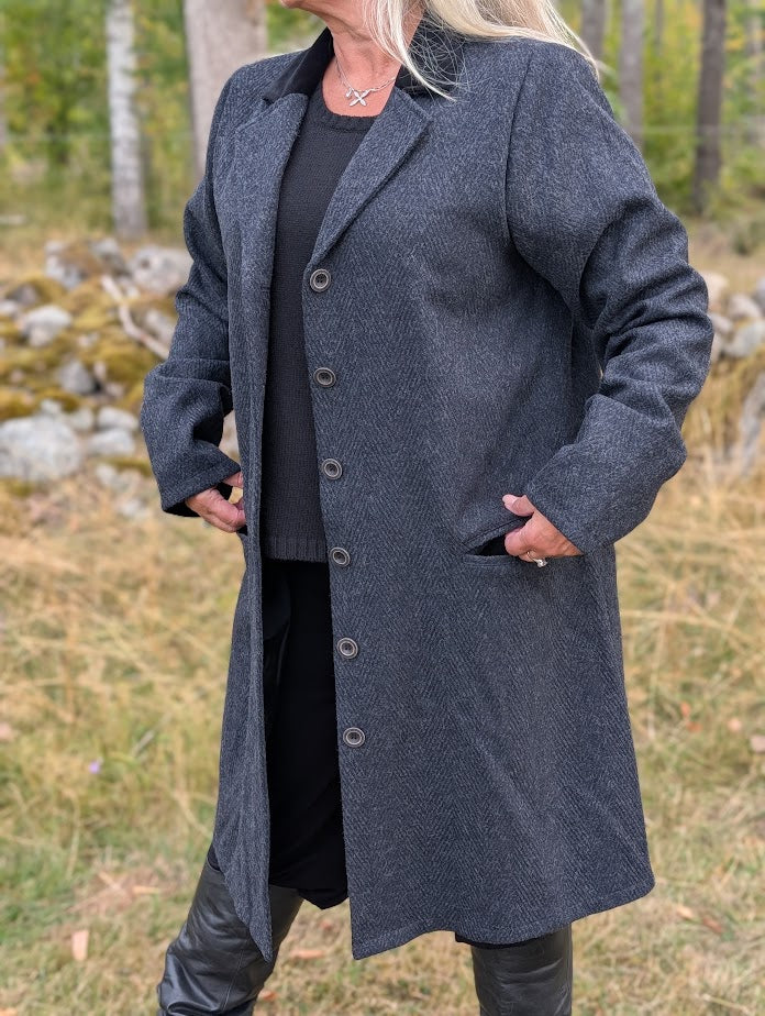 Ullkappa med rak passform, 'Rattad', Olars Ulla