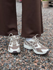 Sportiga sneakers