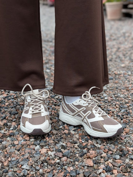 Sportiga sneakers