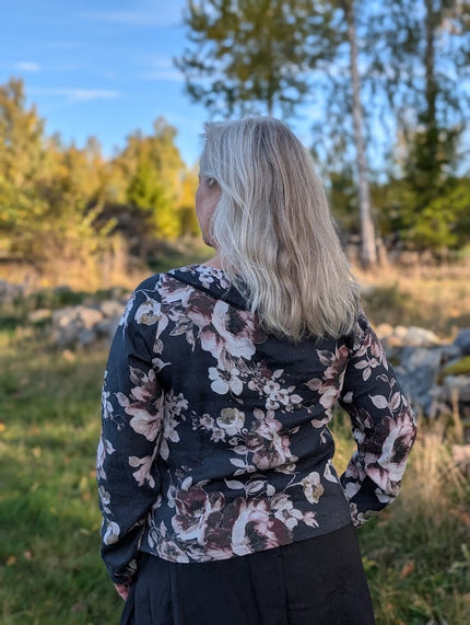 Långärmad topp i linne, 'Tian Flower',  Olars Ulla