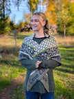 Stickad scarf 'Love'