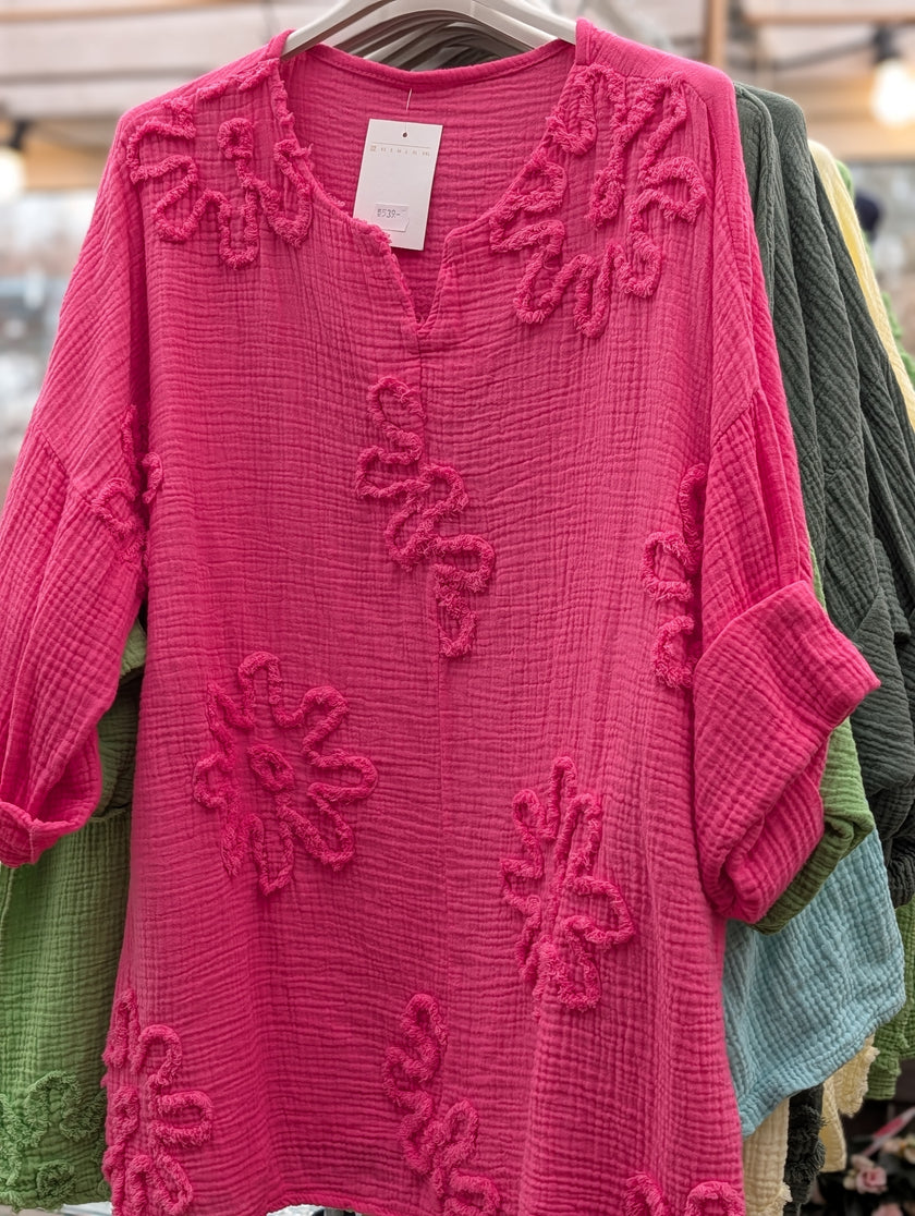 Blus i bomull, med blombrodyr, Buller