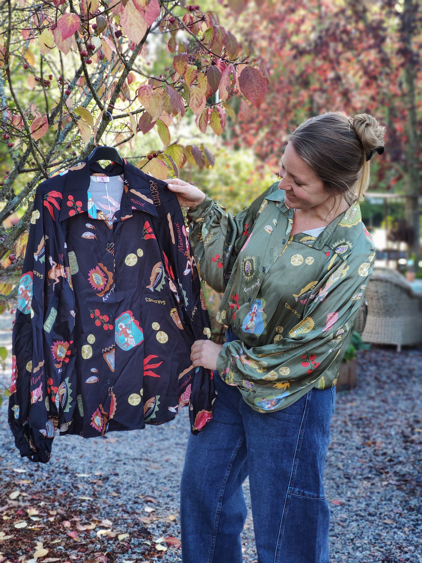 Blus, chiliblus, Minou