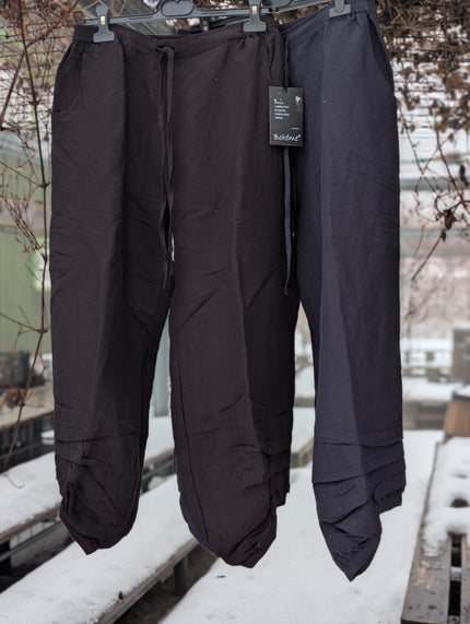 Byxa i linnemix, Bohéme