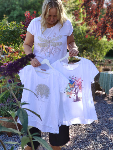 T-shirt med tryck Marta