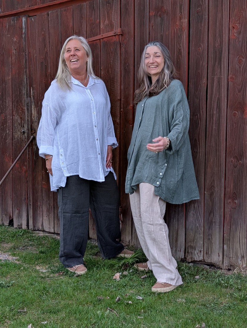 Storskjorta i linne 'Lovely Attitude',  Reunion