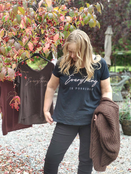T-shirt Everything
