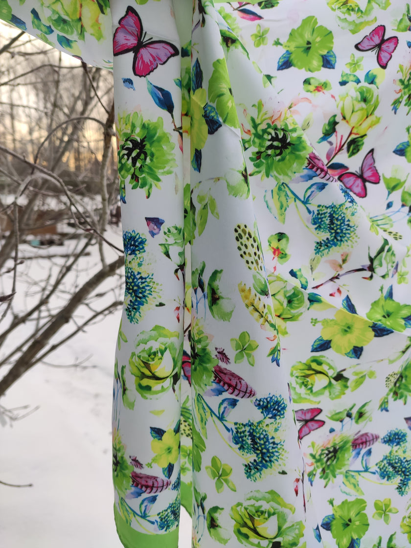 Scarf grön med fjärilar
