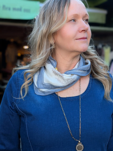 Scarf med magnet