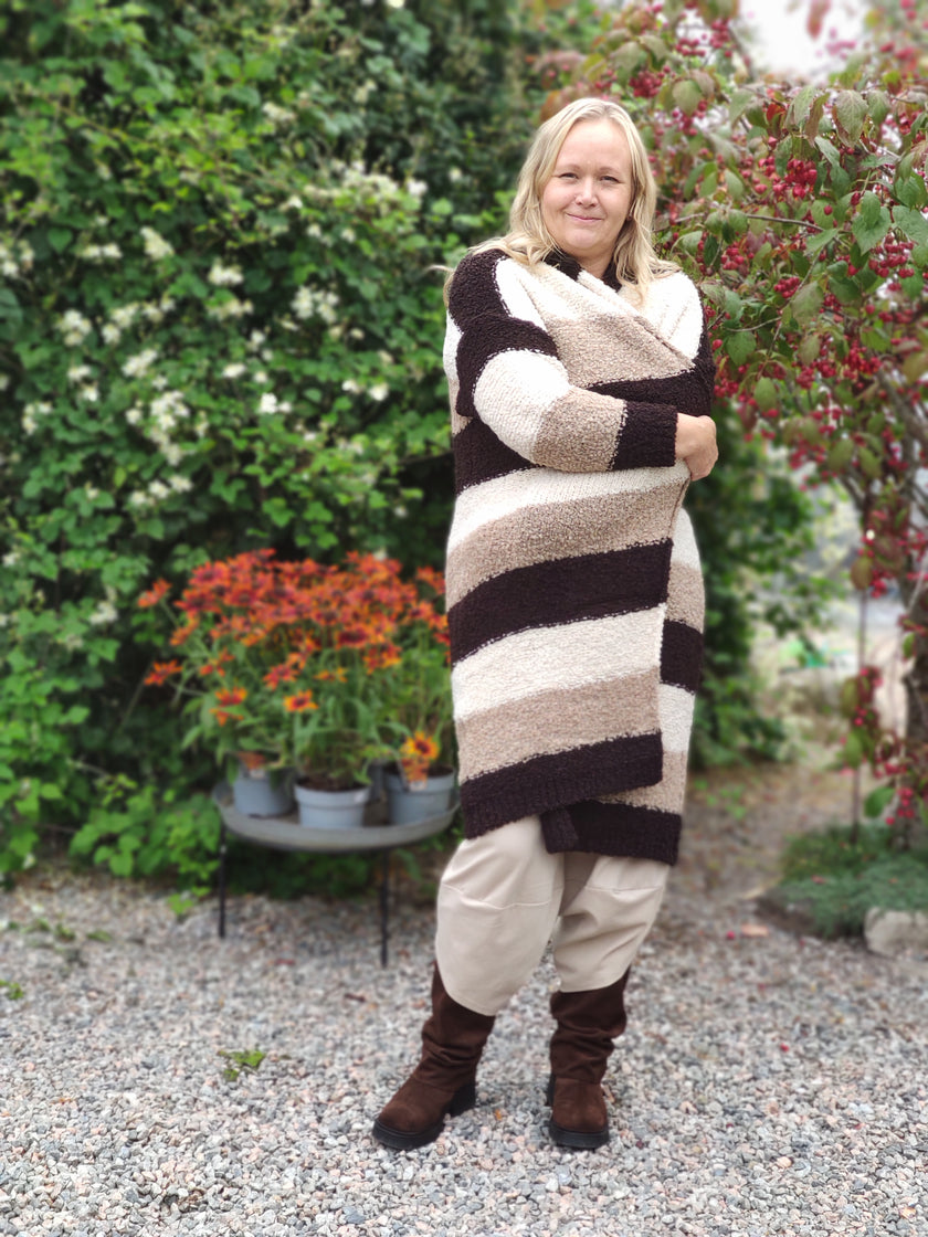 Kofta, lång och randig, Camicia