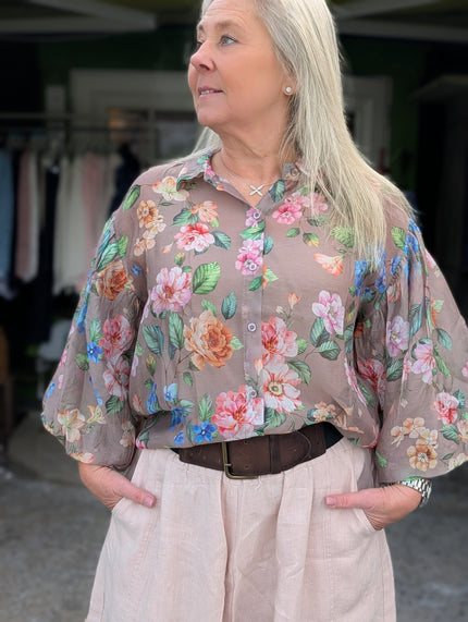 Blus, blommig, tunn med puffärm, Camicia