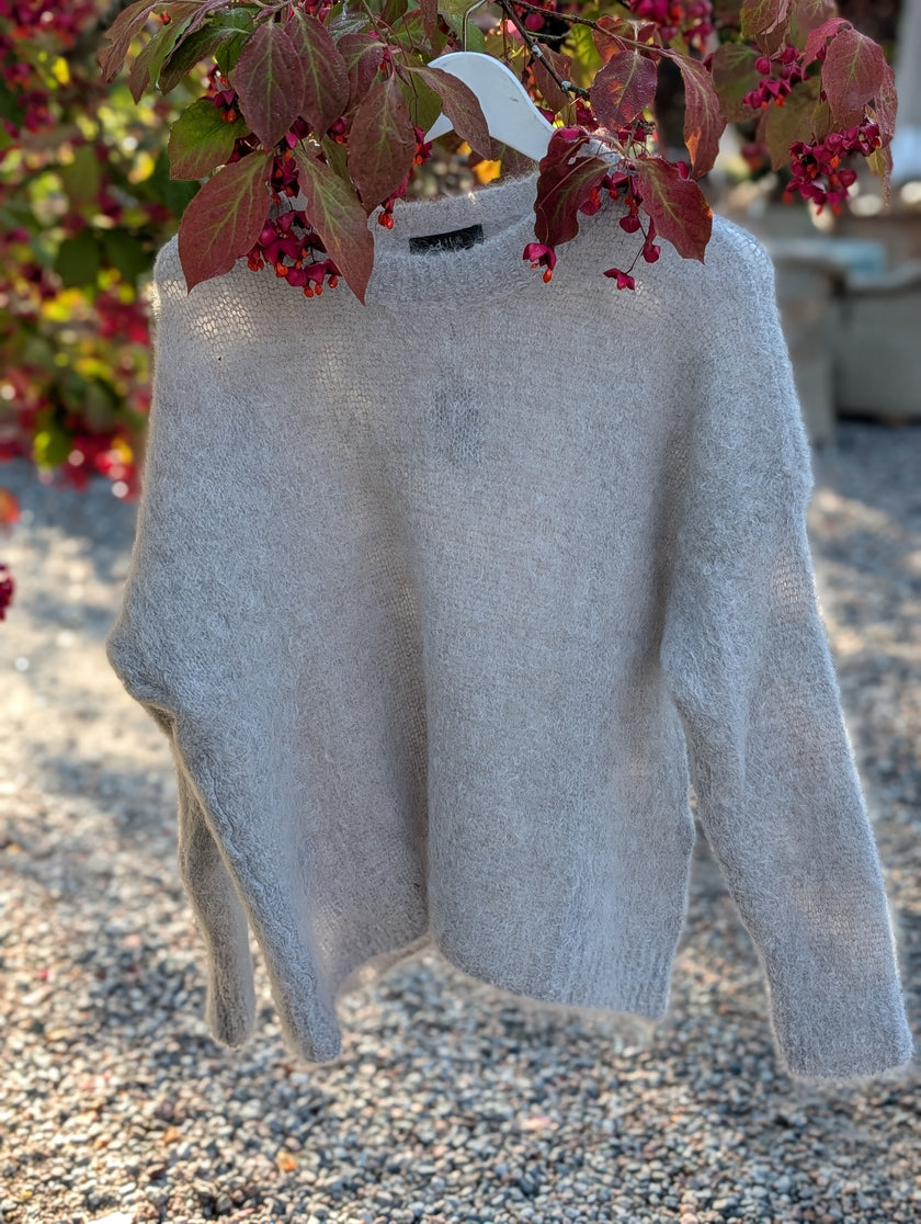 Tröja gles-stickad mohair, Edith