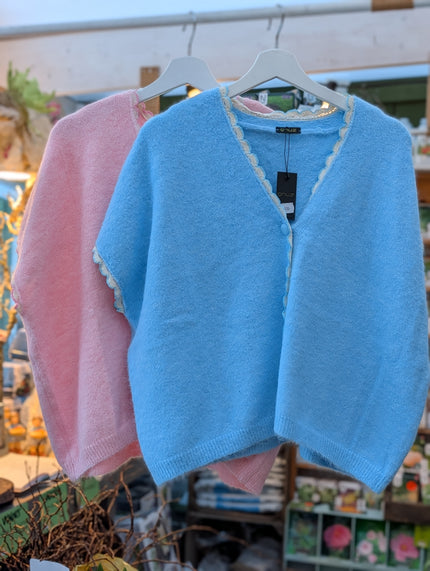 Kofta, kortärmad med spets, Qnuz