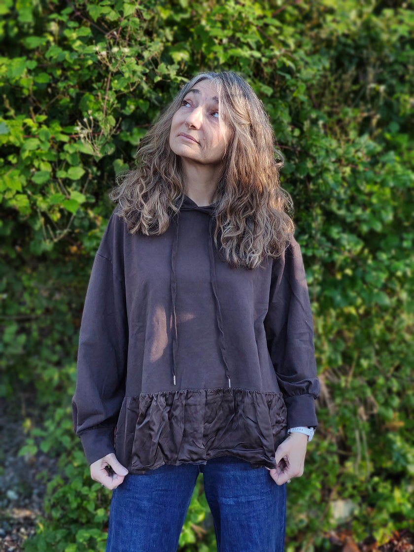 Tröja med luva, Camicia