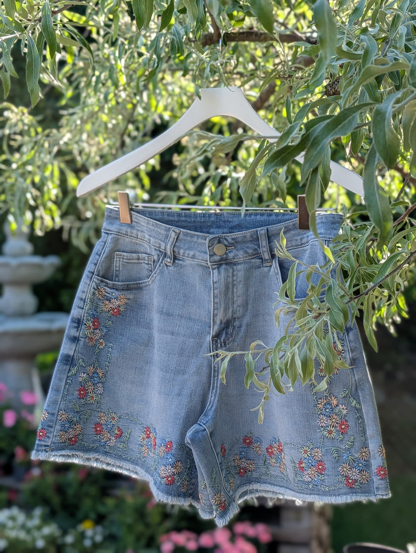 Jeansshorts, broderade, Lecoco