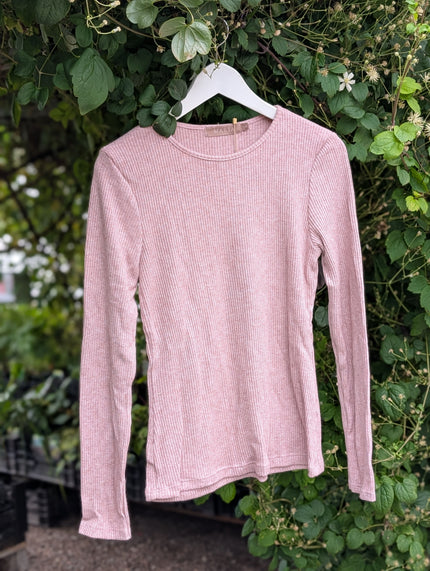 Glittrig topp, Marta