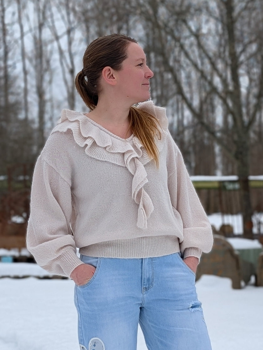 Stickad tröja med volang, Jörlevik