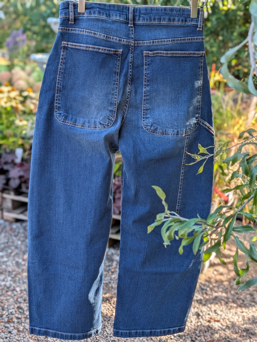 Jeans med avslappnad barrelform, Not Sisters