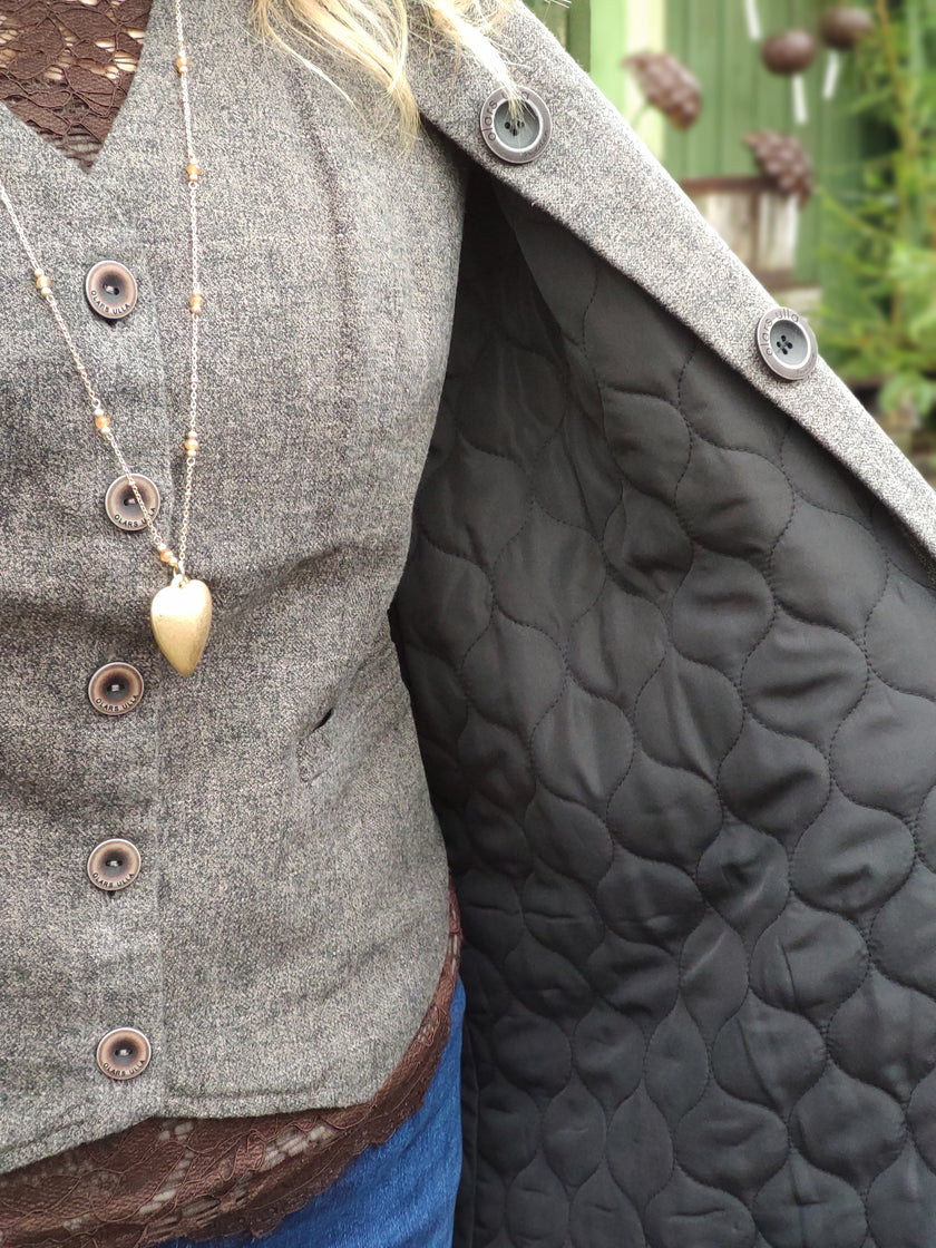 Rock/ kappa, OlarsUlla 'Rova'