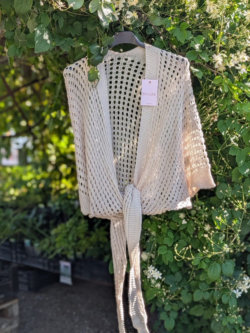 Stickad bolero/kofta, Buller