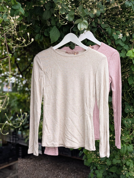 Glittrig topp, Marta