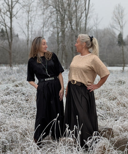 Topp/ T-shirt med paljetter, Marta