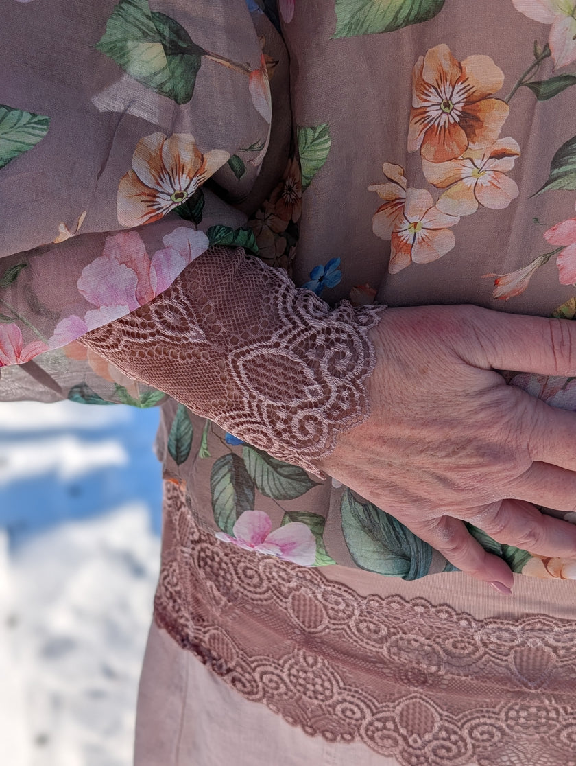 Topp 'Lilian' med spetskanter, Gemini