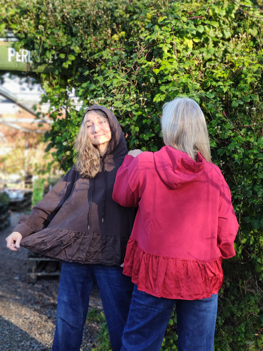 Tröja med luva, Camicia