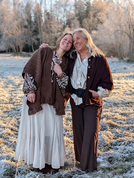 Kofta, jacka, cape, med knappar, Marta